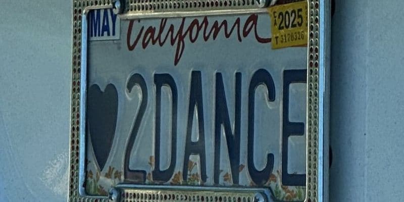 โฅ2DANCE